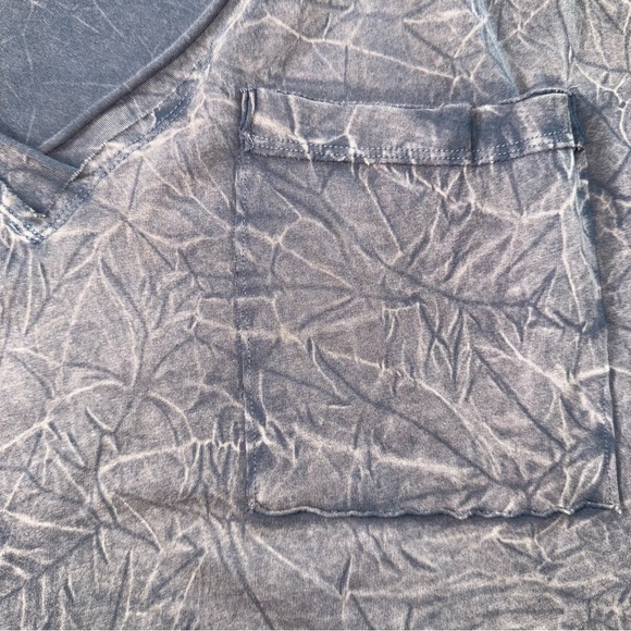 We The Free Women’s Oversized T Shirt Side Slit Grey Bleached - Picture 3 of 9